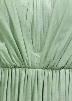 Robe longue en mesh, avec plusieurs façons de la porter