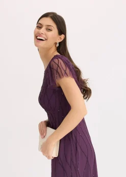 Robe longue en tulle délicat avec perles brodées