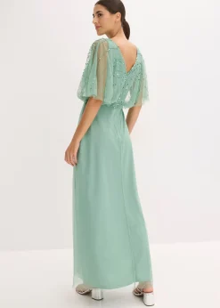 Robe longue en tulle fin avec sequins brodés