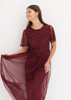 Robe longue en tulle fin avec sequins brodés