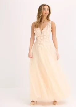 Robe longue en tulle fin avec fleurs appliquées
