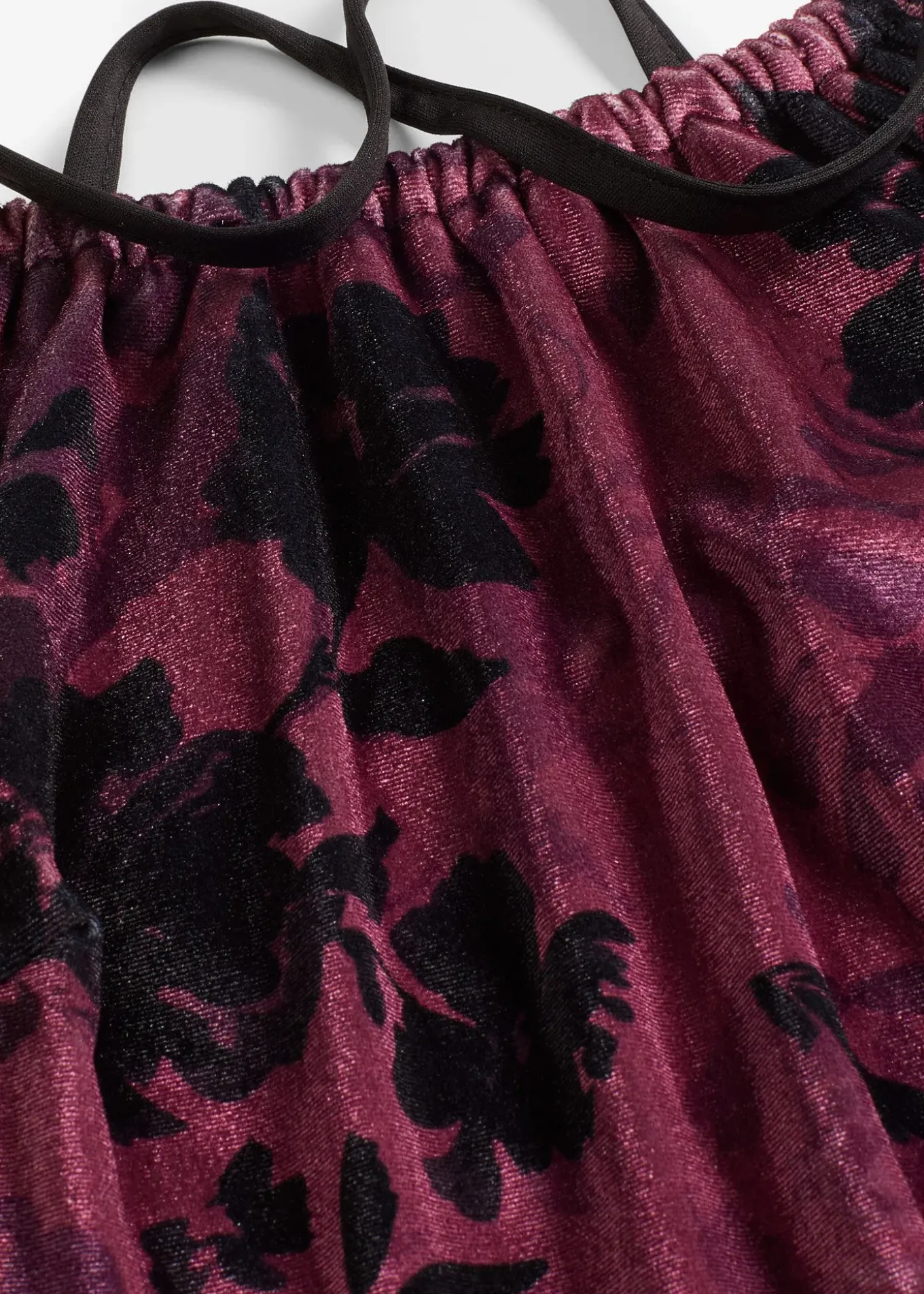 Robe longue en velours brillant