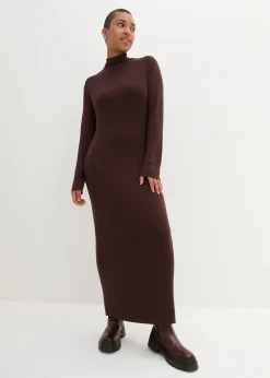 Robe longue et fluide en fine maille