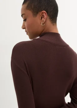 Robe longue et fluide en fine maille