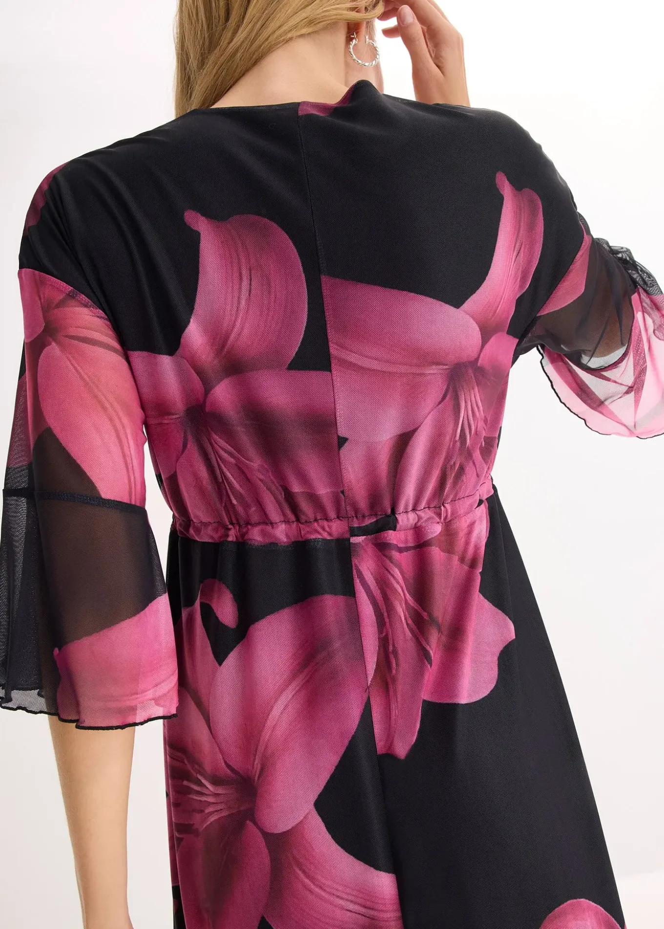 Robe midi à décolleté plongeant