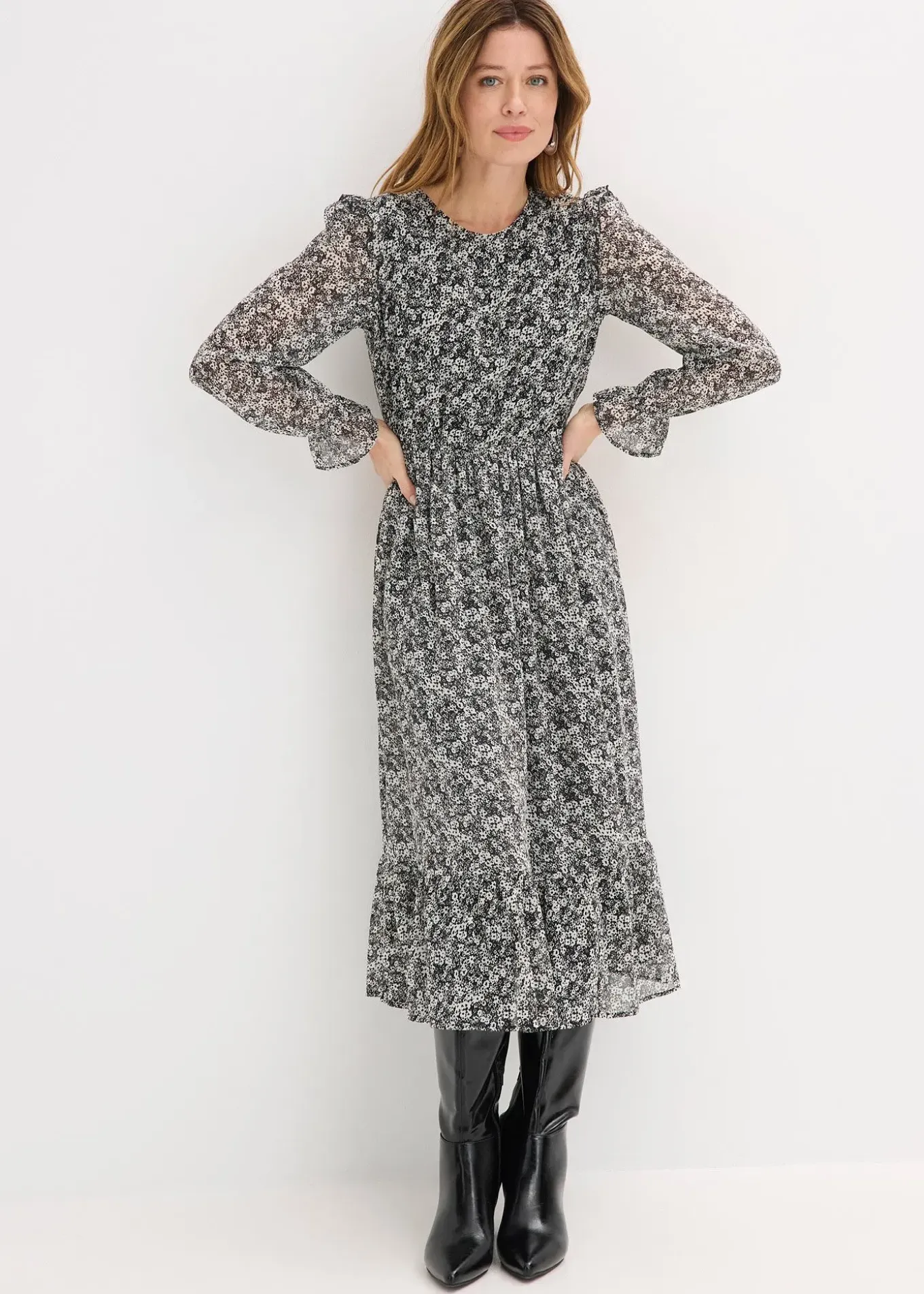 Robe midi à volants