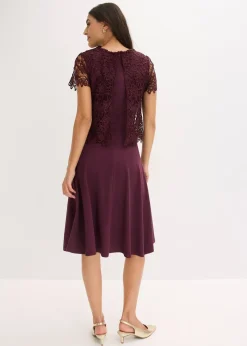 Robe midi avec empiècement dentelle