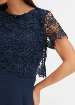 Robe midi avec empiècement dentelle