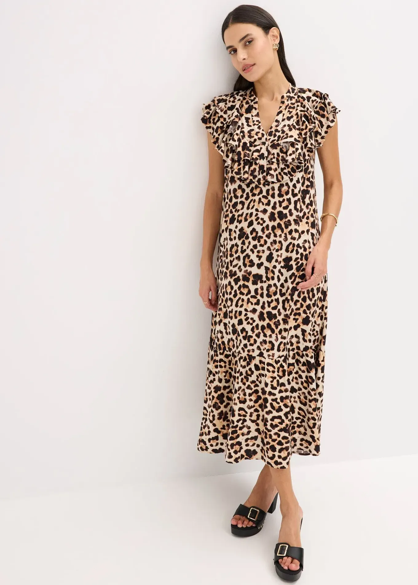 Robe midi avec volants en crêpe texturé