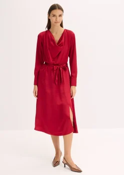 Robe midi en satin brillant