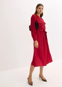 Robe midi en satin brillant