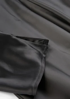 Robe midi en satin brillant