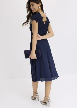 Robe midi en tulle délicat avec dentelle