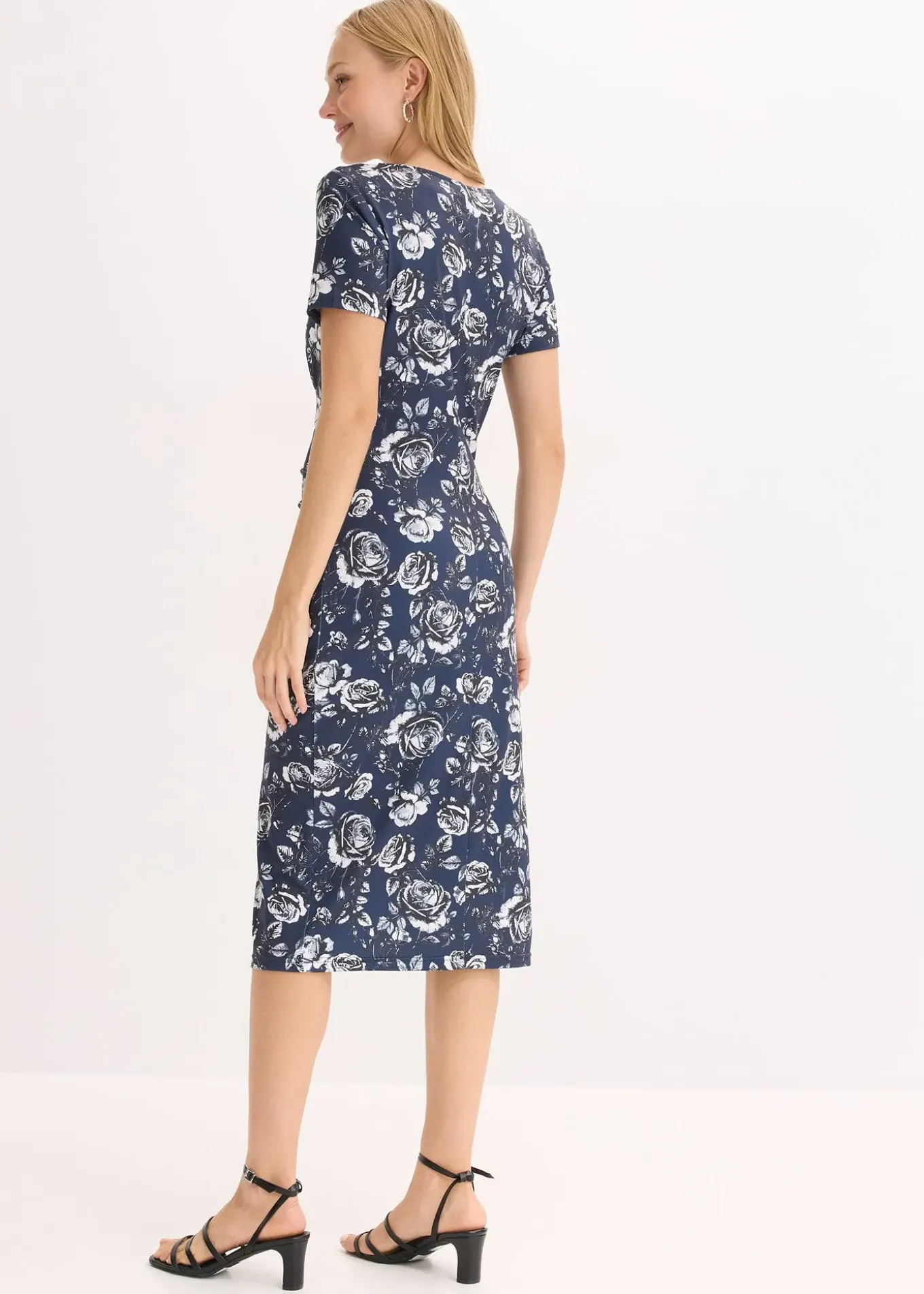 Robe midi près du corps avec décolleté plongeant