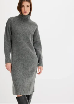 Robe pull fendue sur le côté