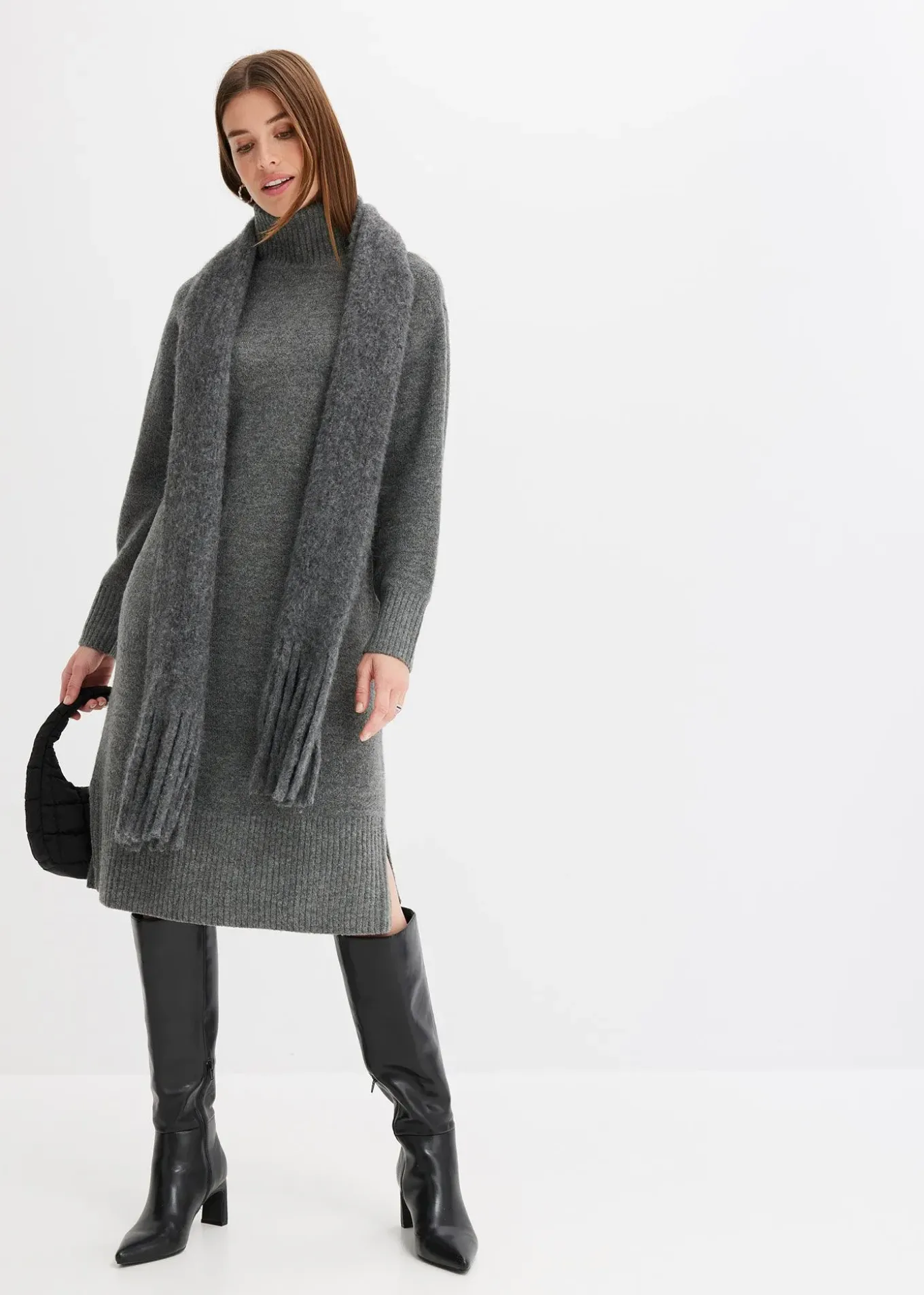 Robe pull fendue sur le côté