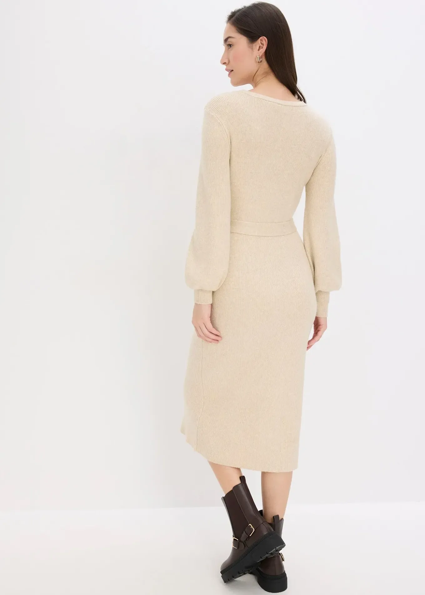 Robe pull fluide et côtelée en viscose majoritaire