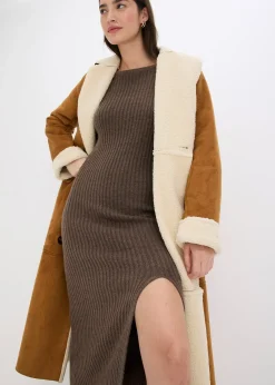 Robe pull longue avec fente