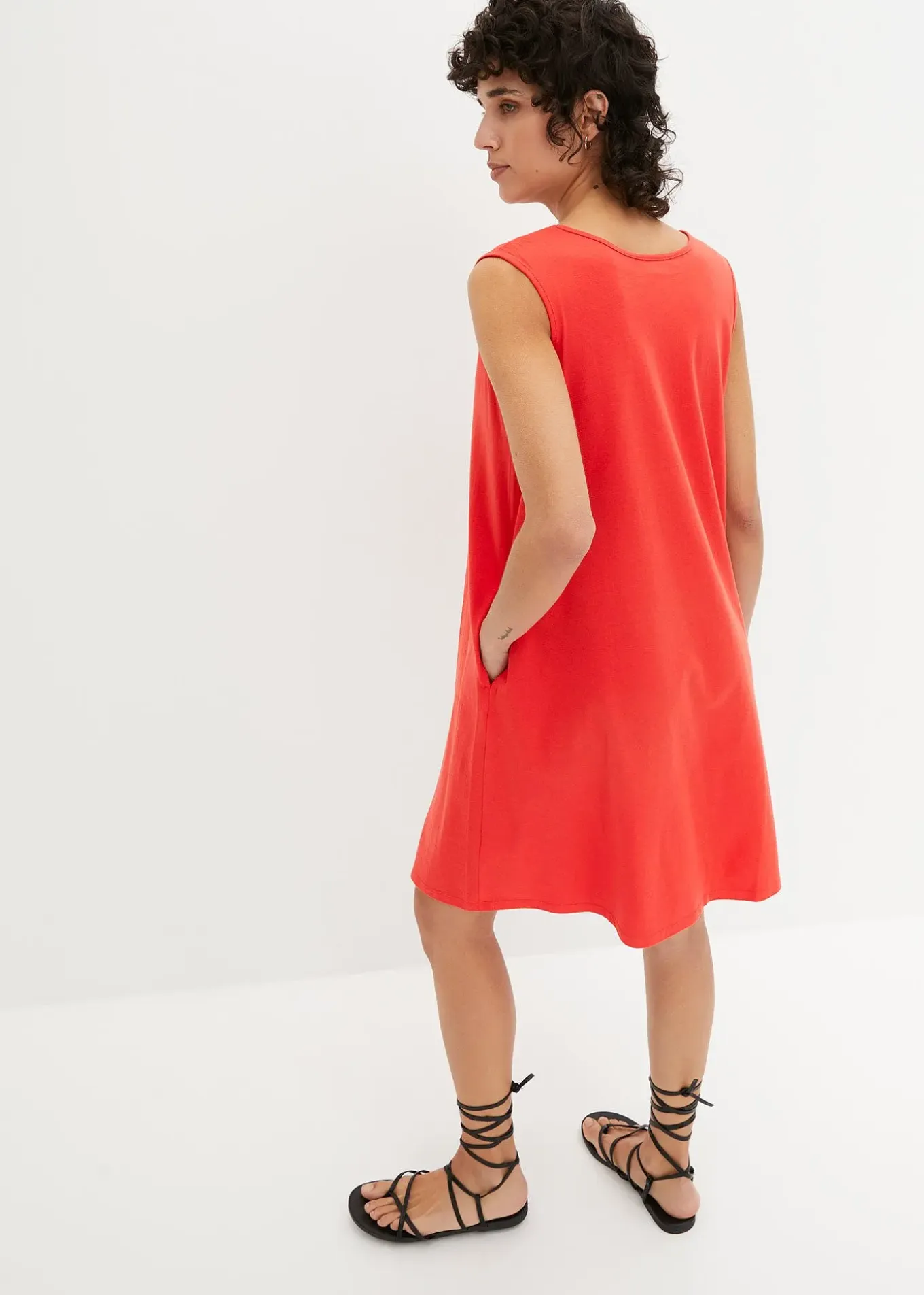 Robe trapèze courte en jersey, sans manches