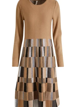 Robe évasée en maille à motif jacquard