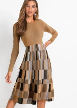 Robe évasée en maille à motif jacquard