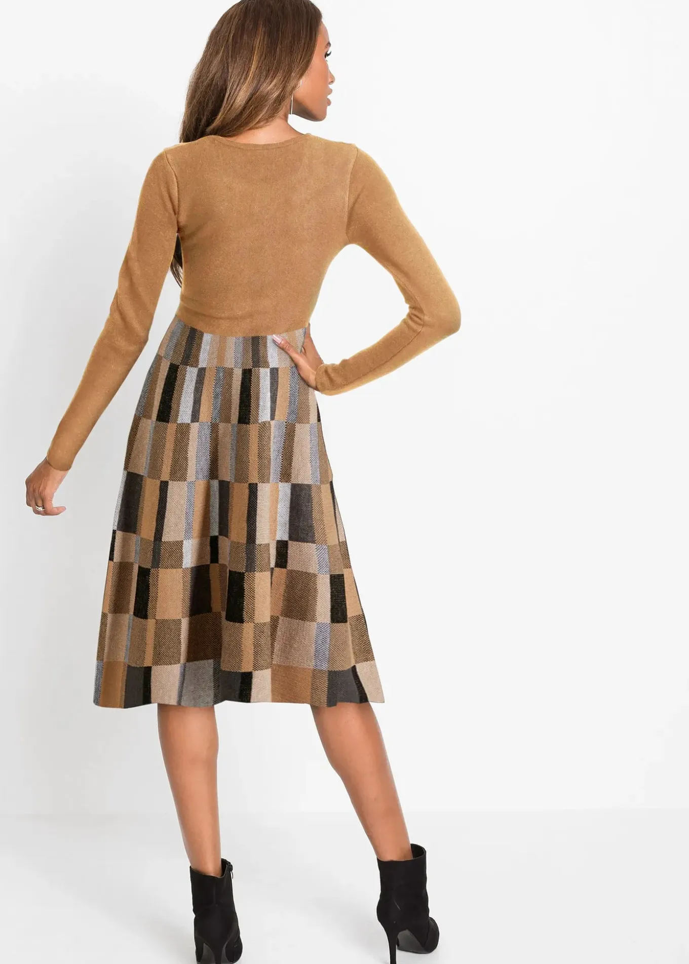 Robe évasée en maille à motif jacquard