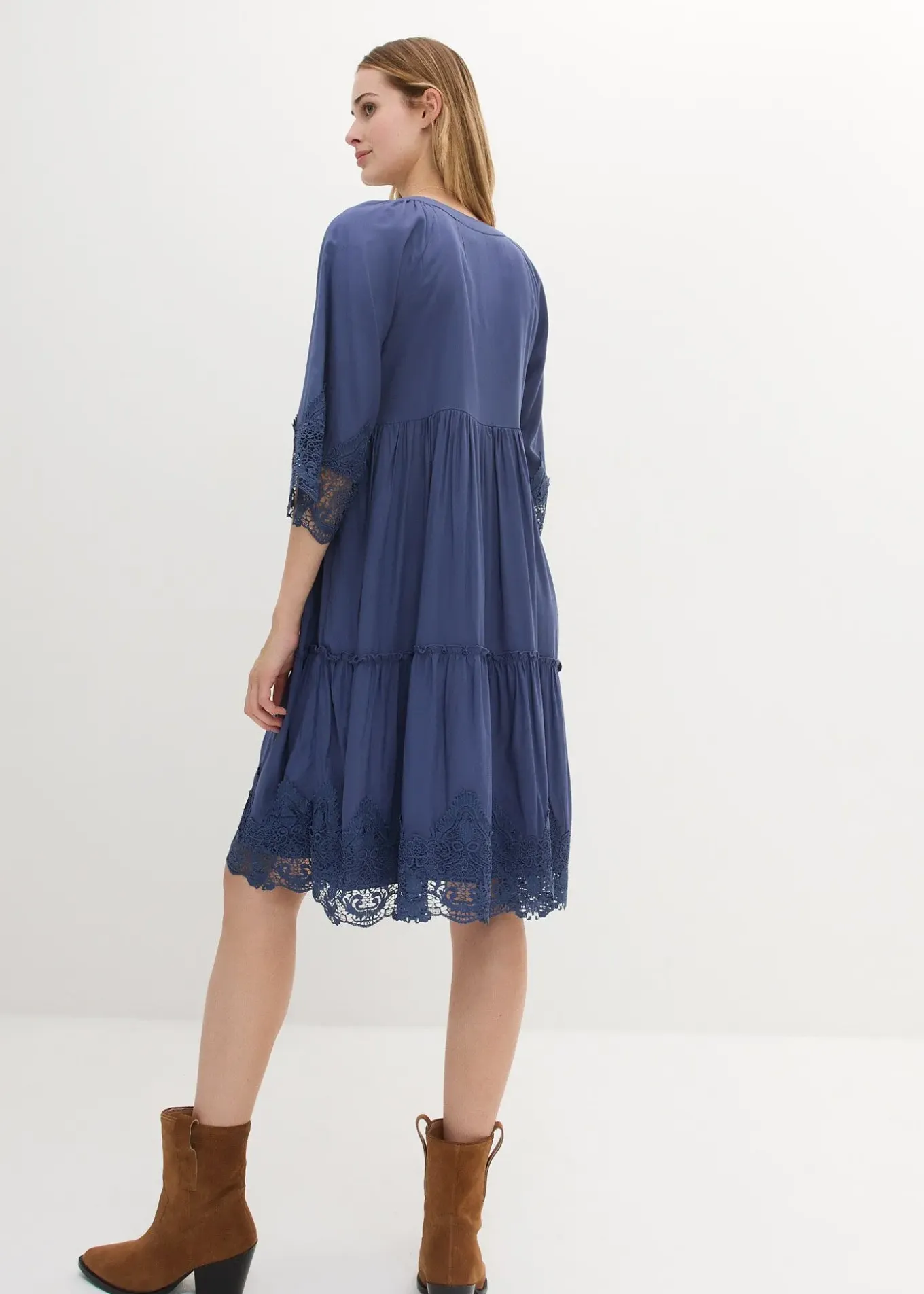 Robe-chemise à dentelle