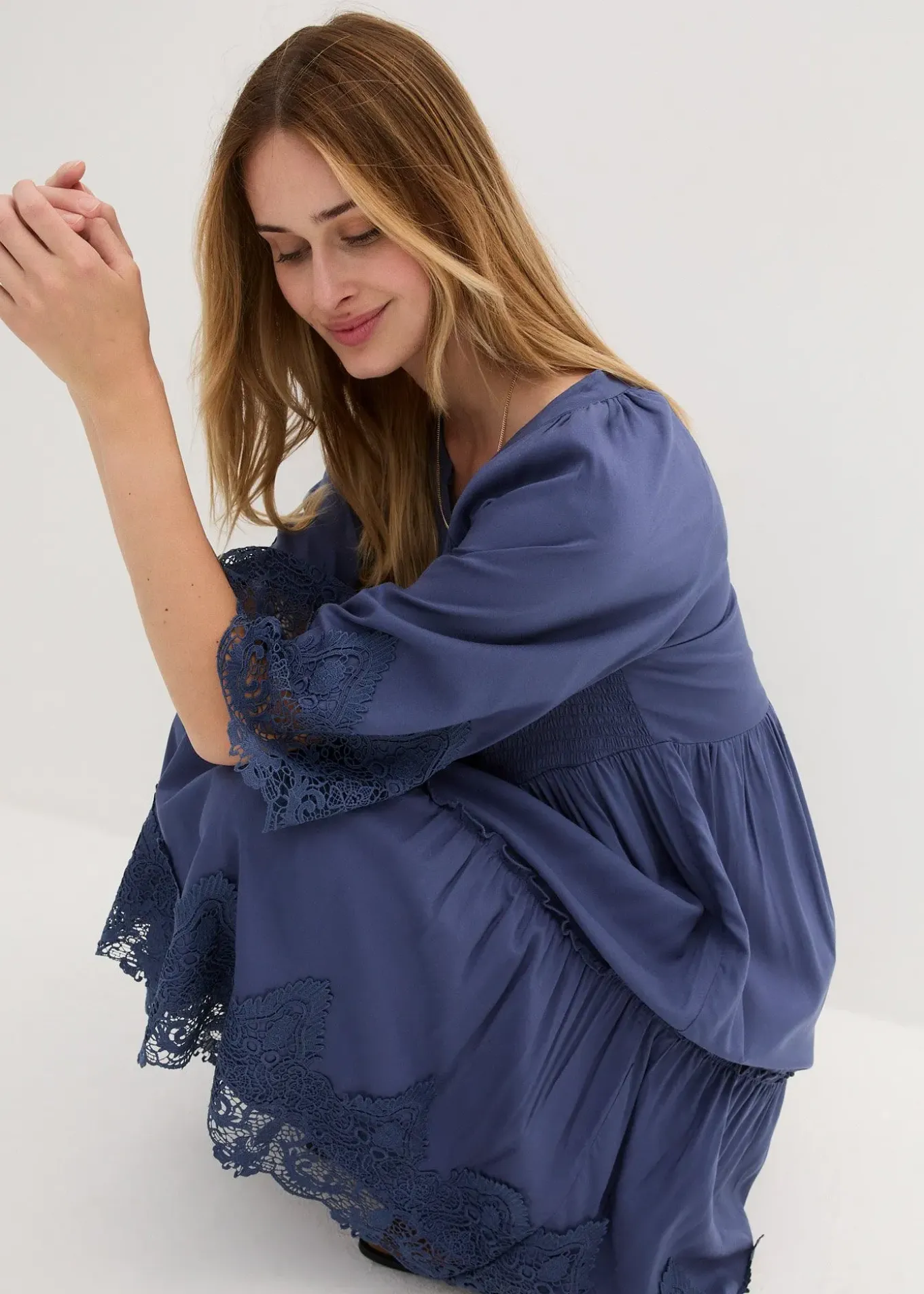 Robe-chemise à dentelle