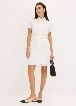 Robe-chemise en broderie anglaise