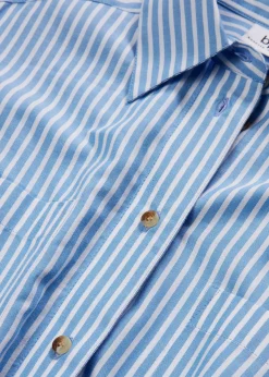 Robe-chemise rayée avec ceinture à nouer