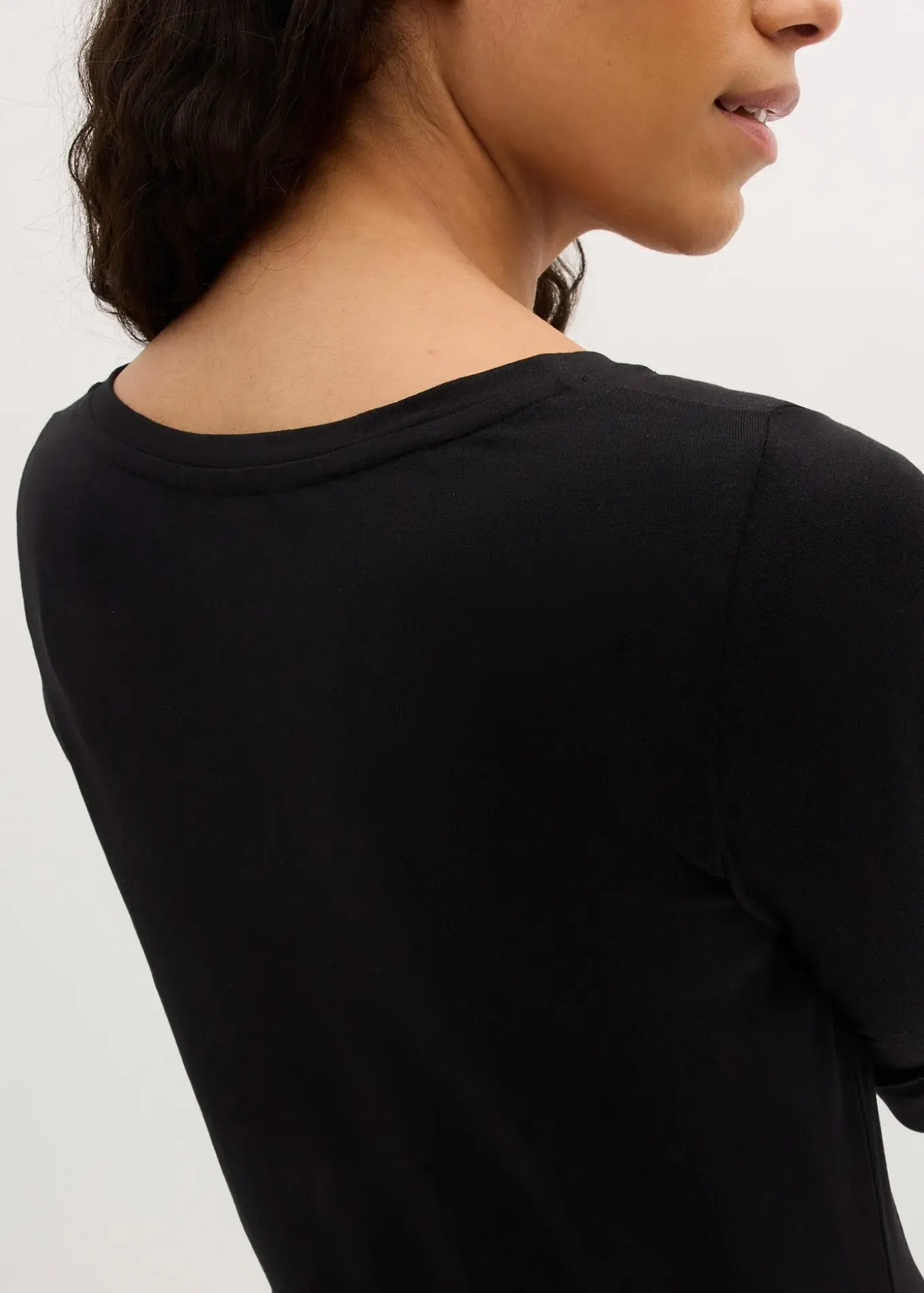 Robes en jersey à col V