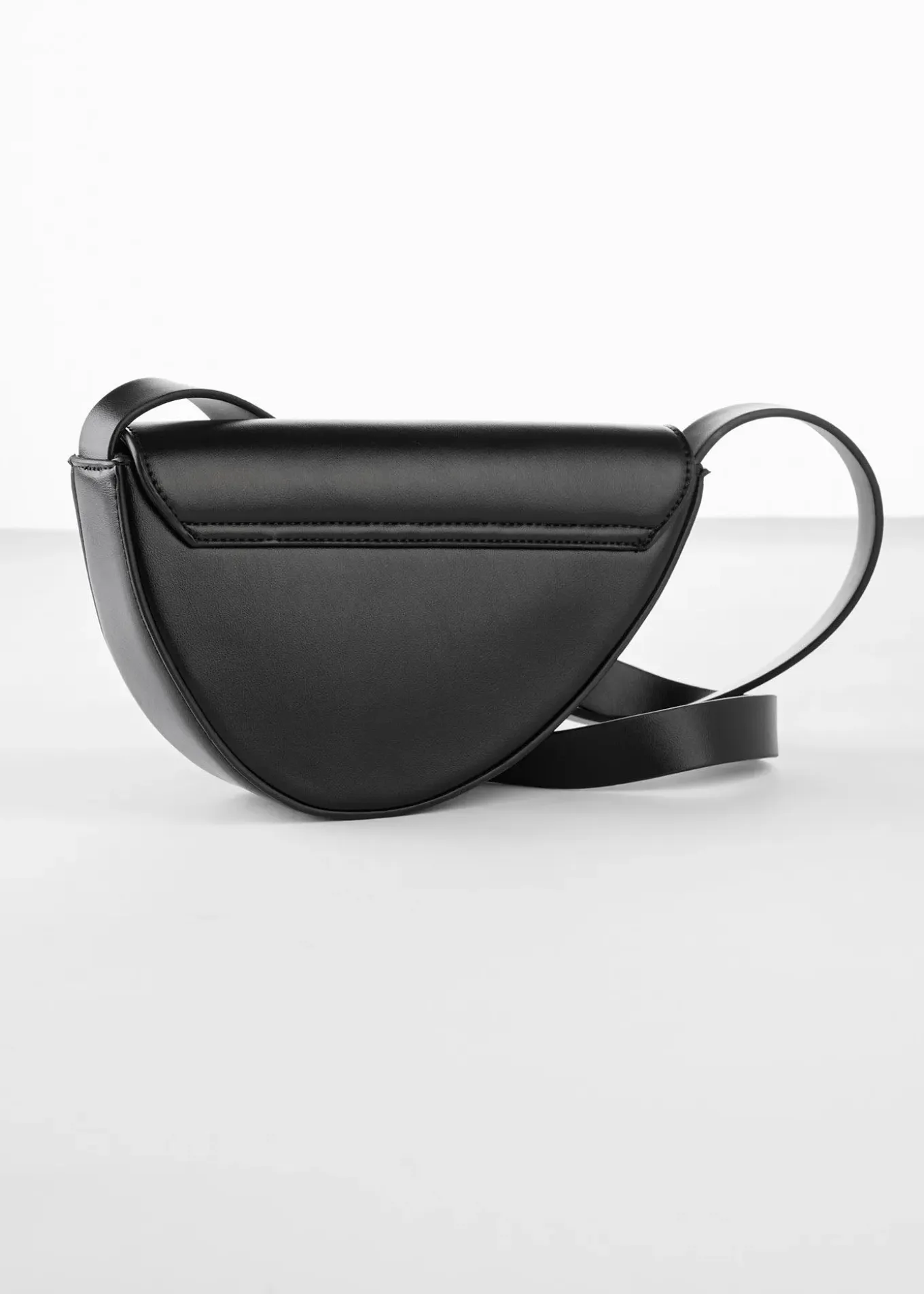 Sac à bandoulière de forme asymétrique