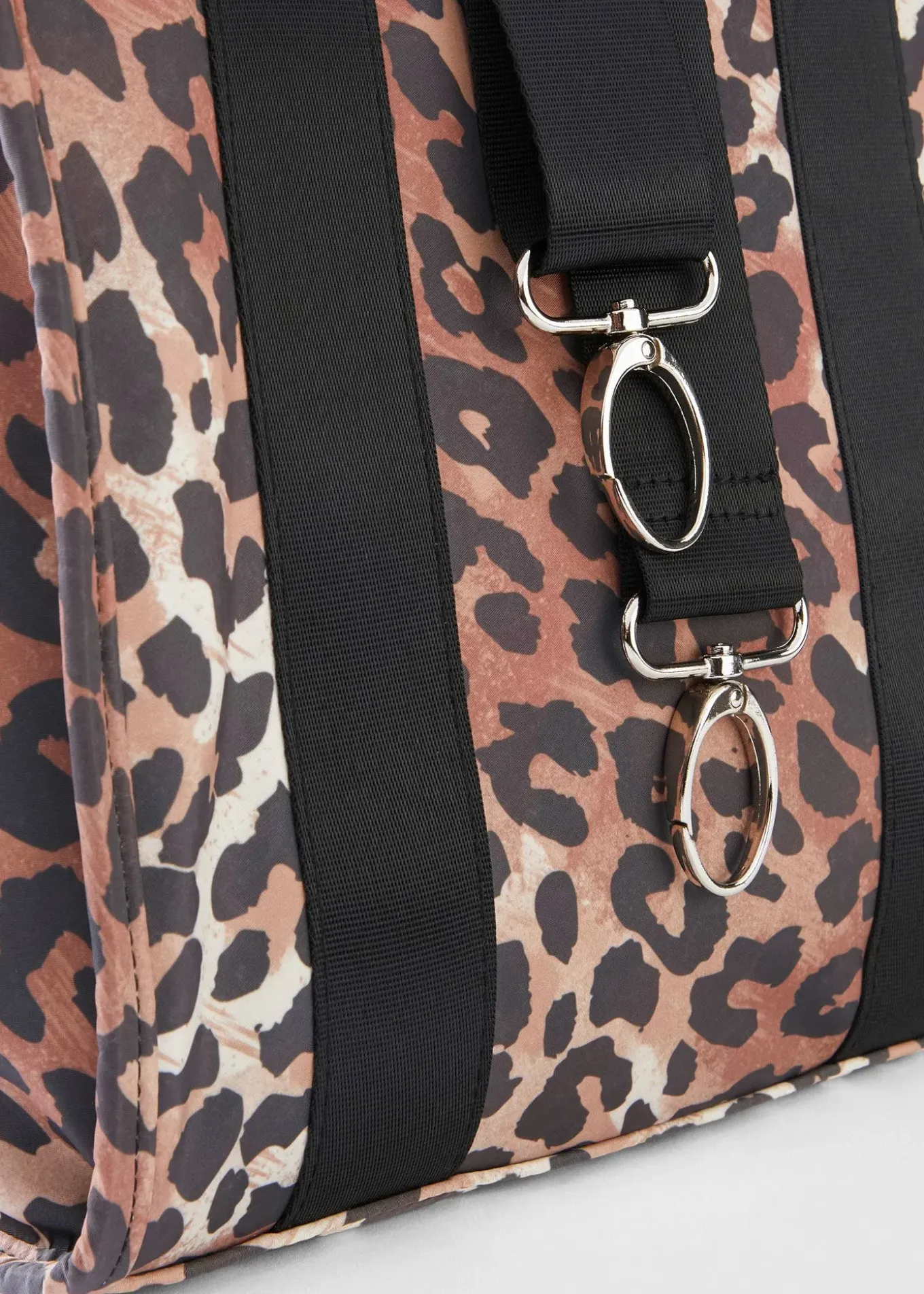 Sac à main avec imprimé léopard