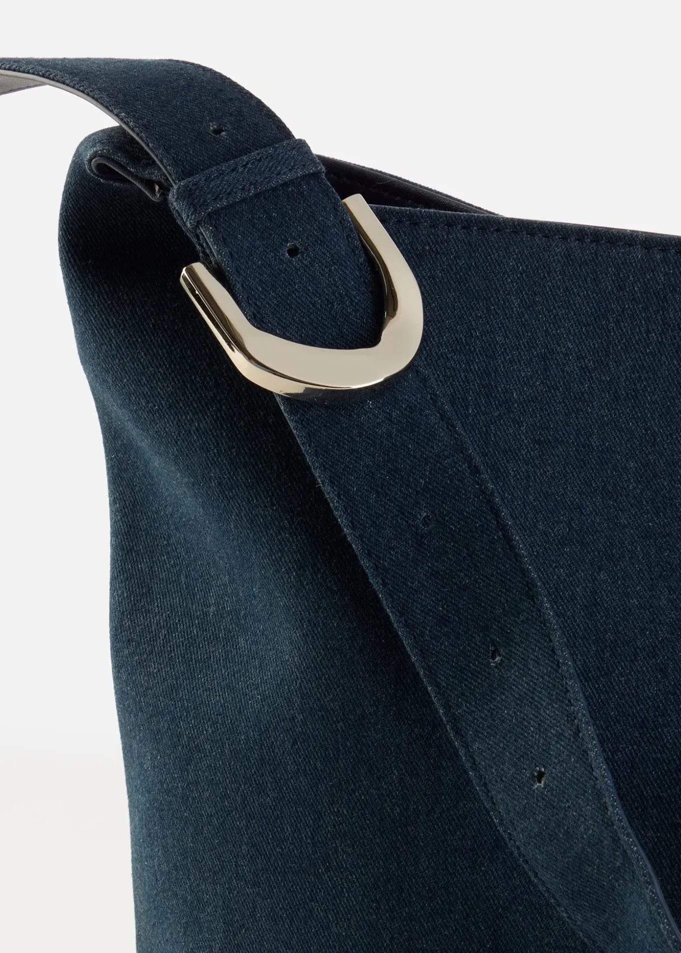 Sac seau avec détail boucle