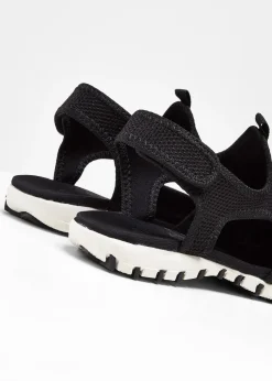 Sandales de marche à semelle crantée