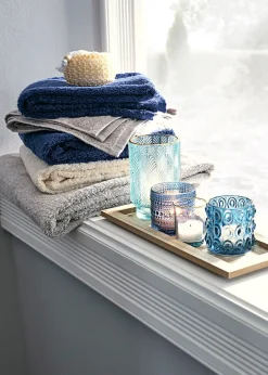 Serviette de toilette en éponge douce pur coton