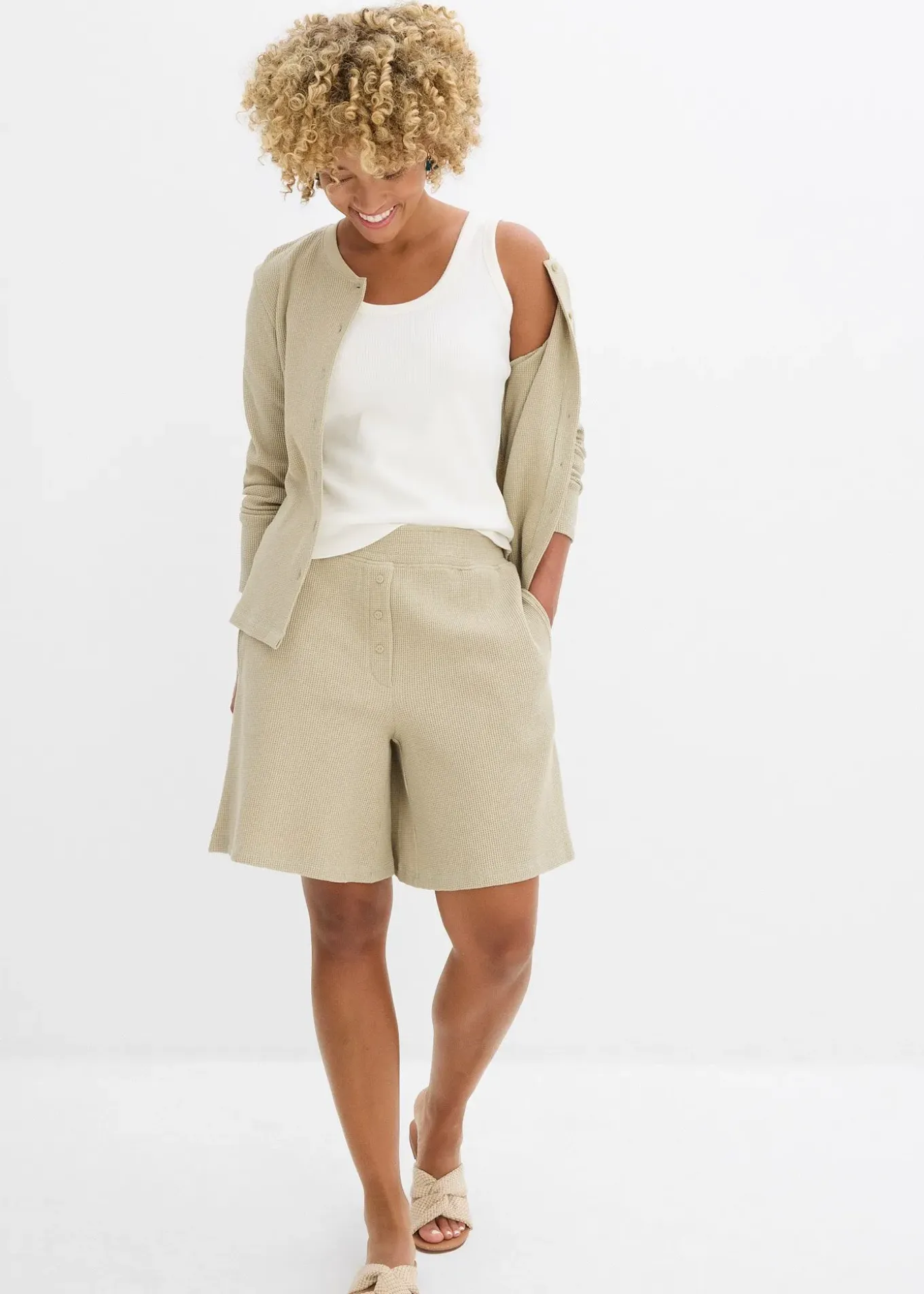 Short 100% coton avec taille élastiquée