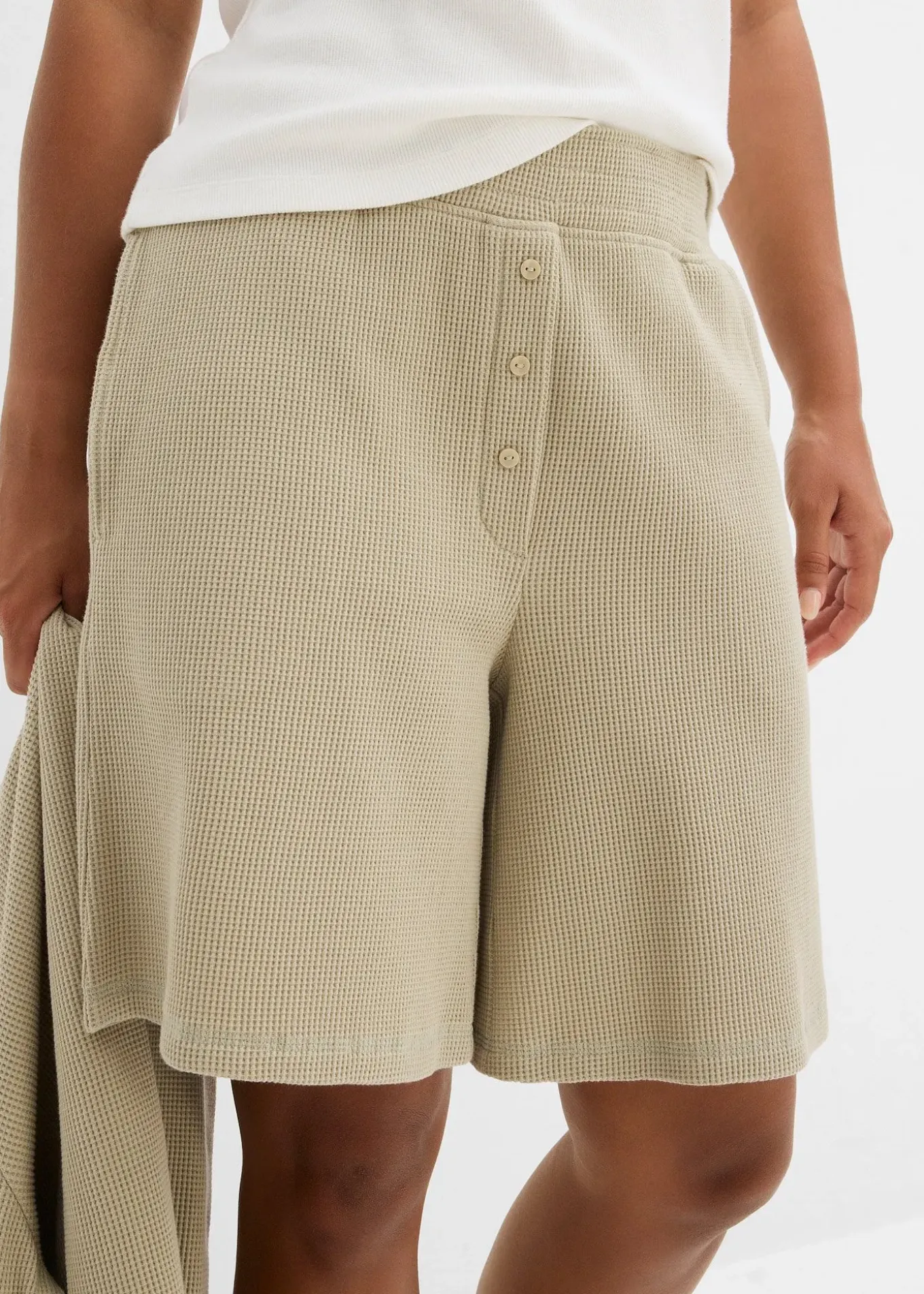Short 100% coton avec taille élastiquée
