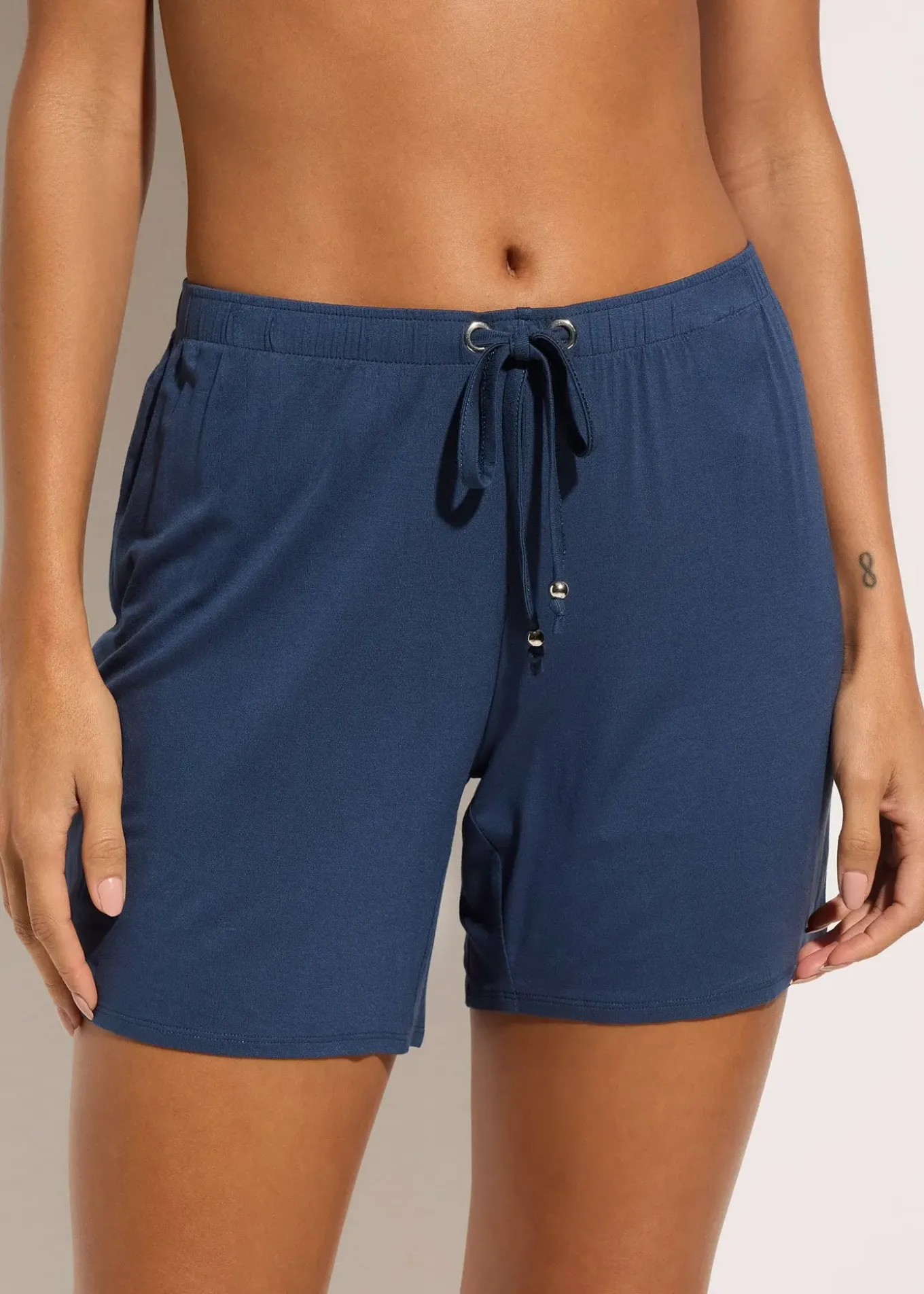 Short de plage en viscose fluide et extensible