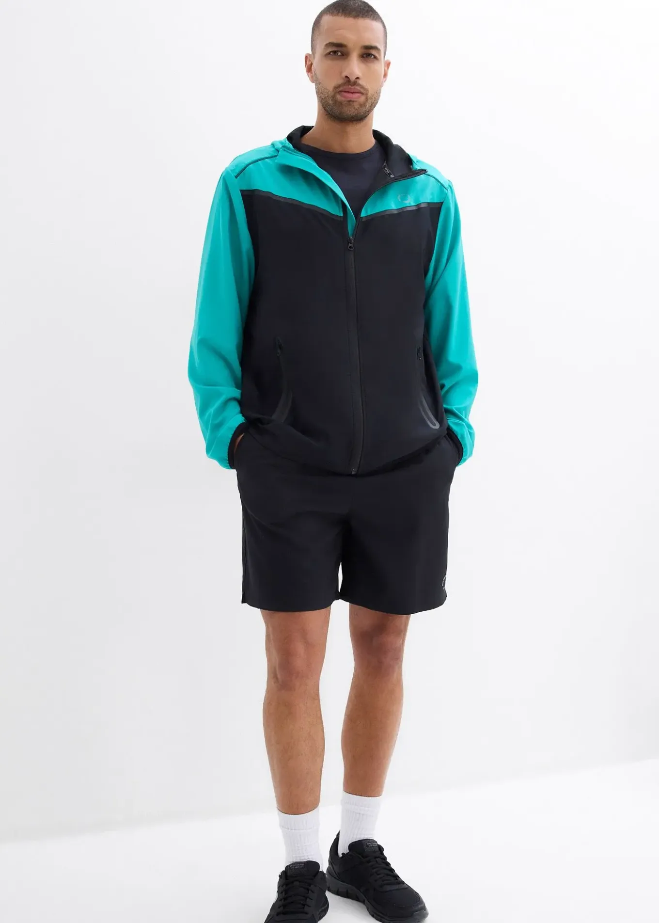 Short de sport homme en matière légère
