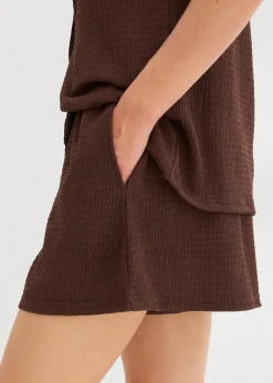 Short en crêpe texturé avec taille élastiquée