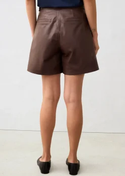 Short en cuir nappa d’agneau