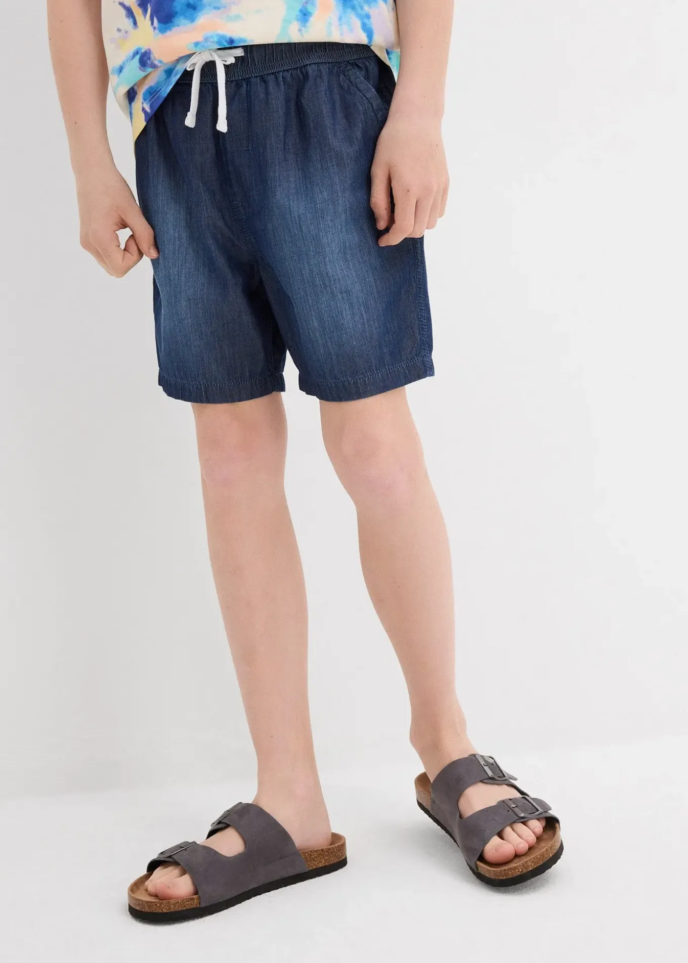 Short en jean 100% coton, taille élastiquée, regular