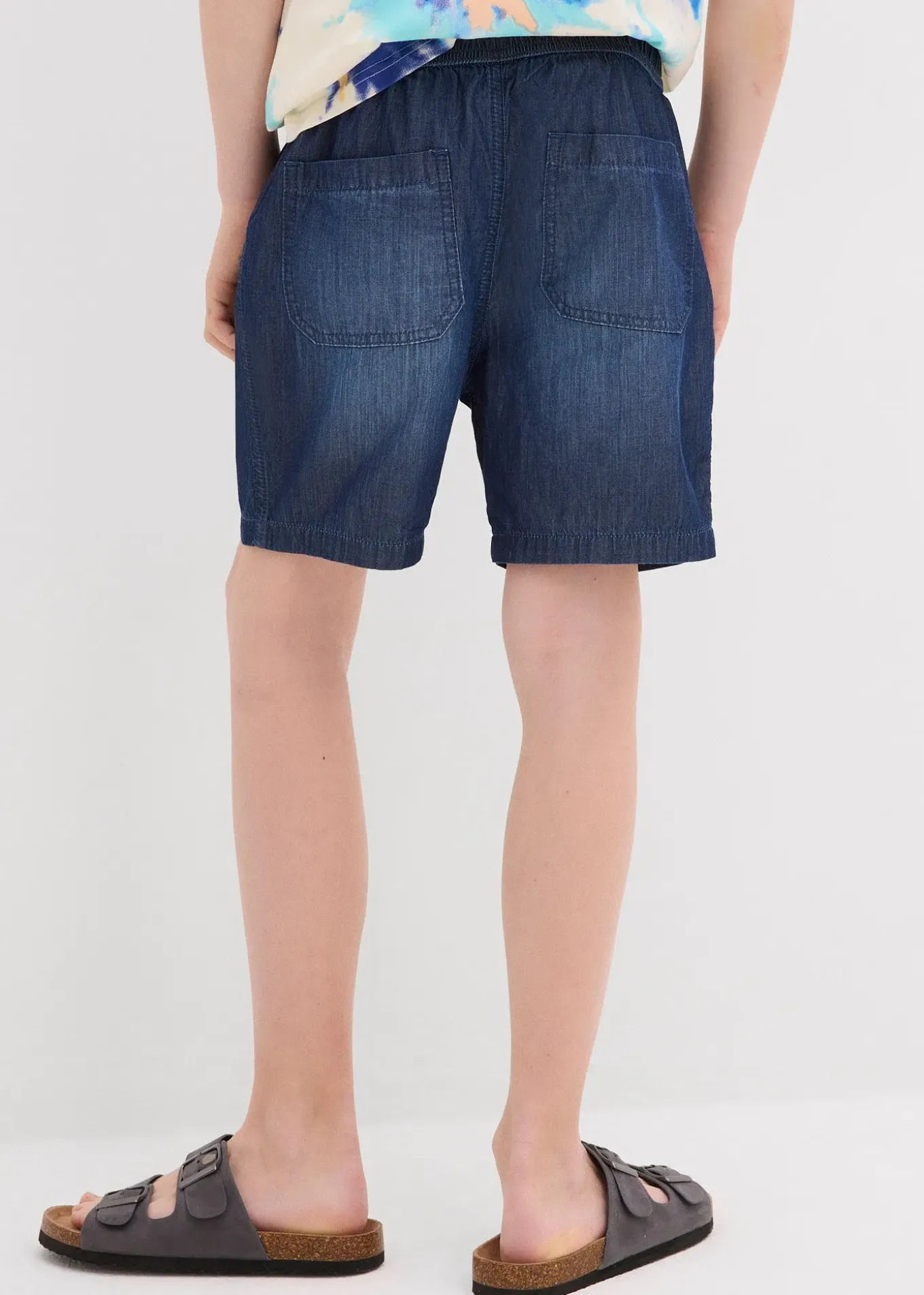 Short en jean 100% coton, taille élastiquée, regular