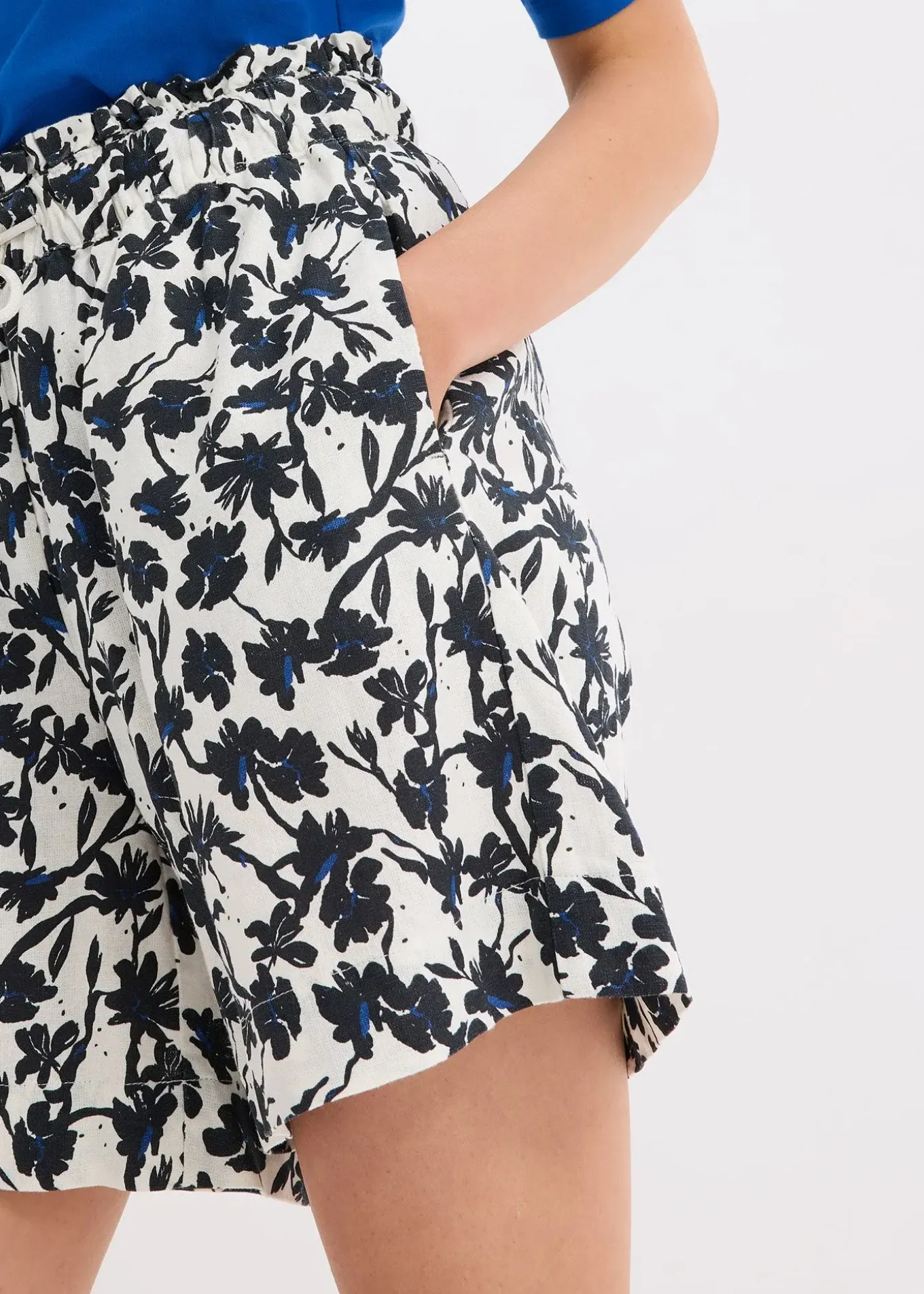 Short en lin majoritaire