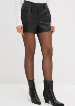 Short en tissu enduit