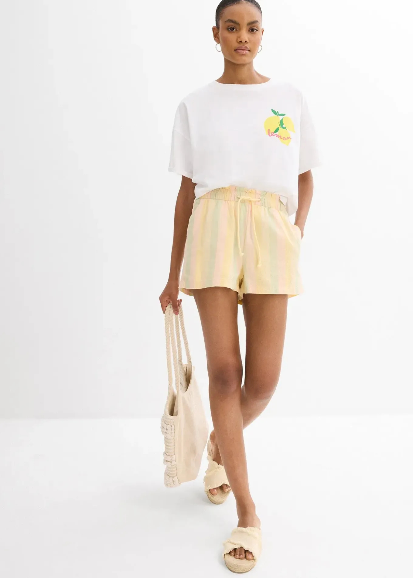 Short léger avec du lin