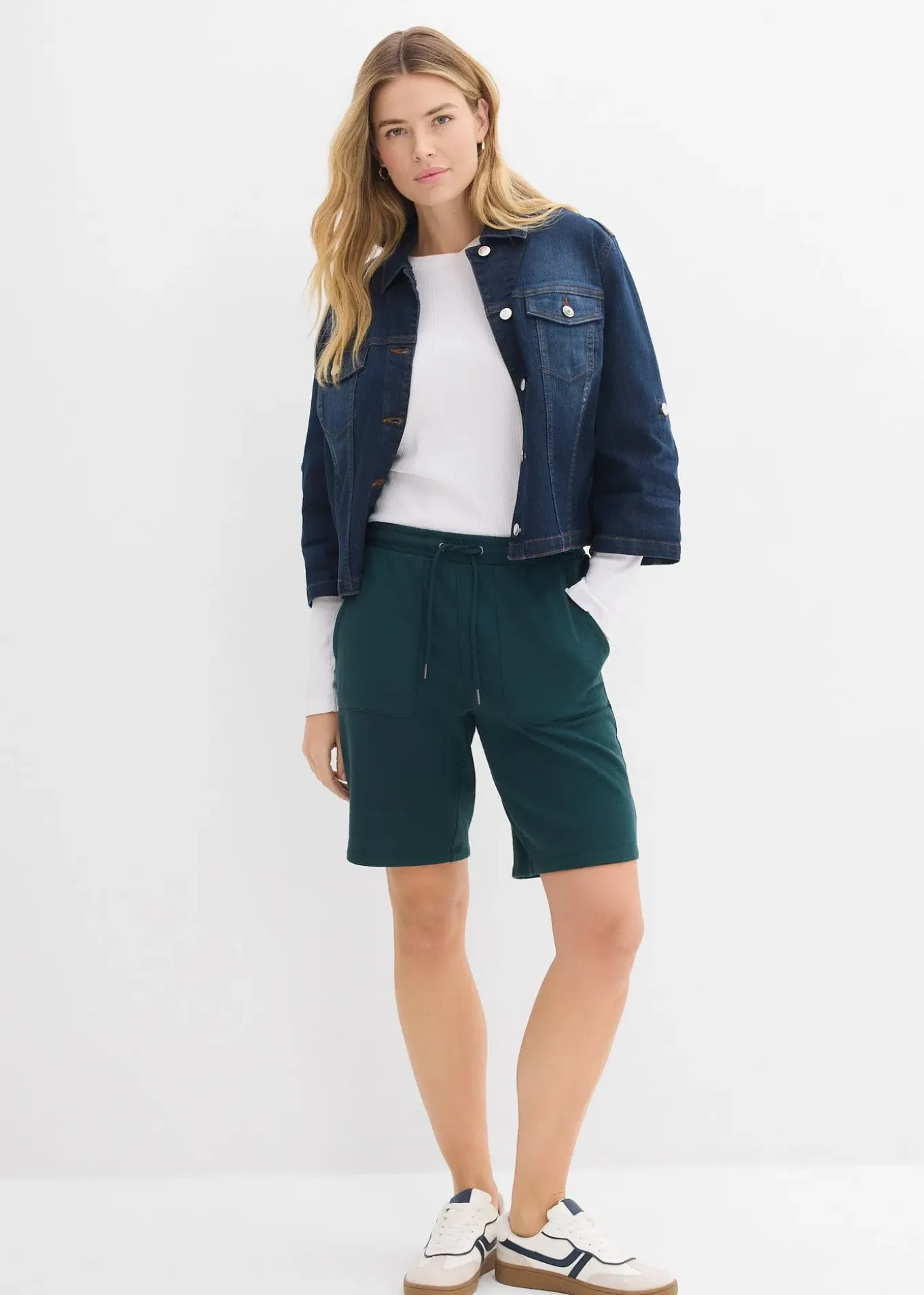 Short sweat avec poches