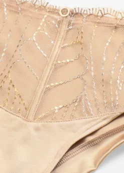 Slip brésilien avec broderies