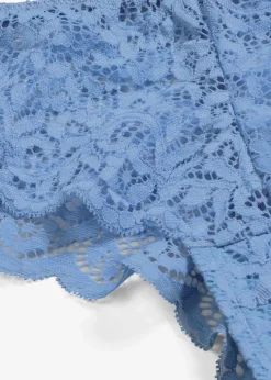 Slip brésilien en dentelle